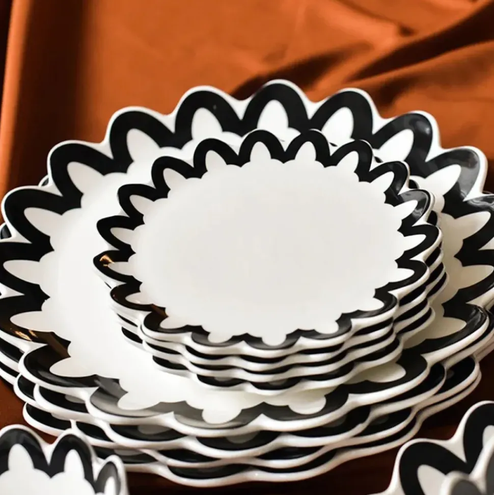 Coton Colors Arabesque Scalloped Plate