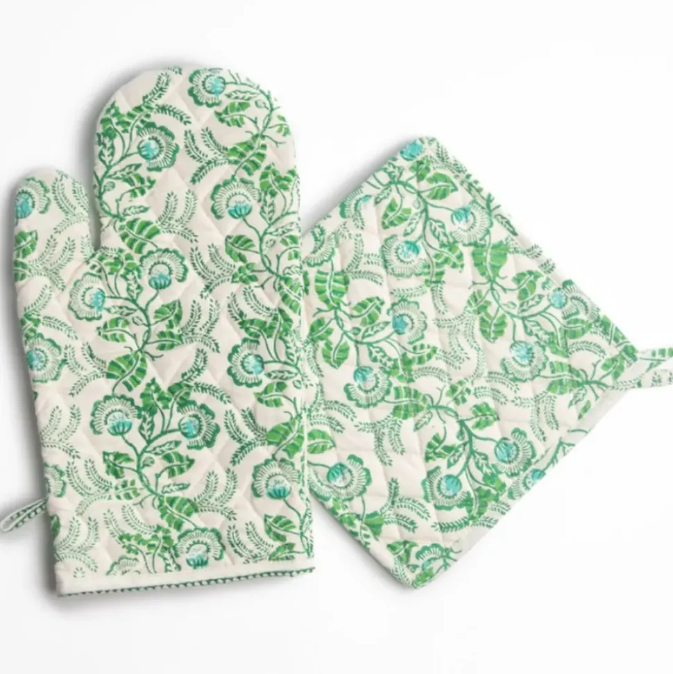 Gardenia Vine Emerald Oven Mitt Set