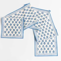 Pinot Table Runner