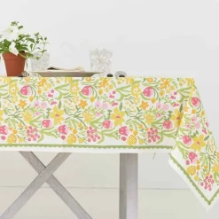 70s Flower Tablecloth