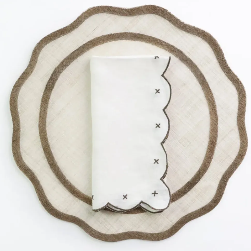 Scalloped Knot Brown Embroidered Linen Napkin | Set of 4