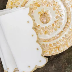 Scalloped Knot Goldenrod Embroidered Linen Napkin | Set of 4
