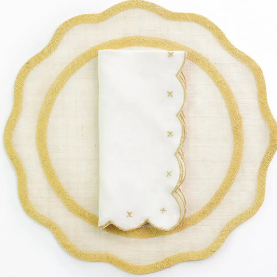 Scalloped Knot Goldenrod Embroidered Linen Napkin | Set of 4